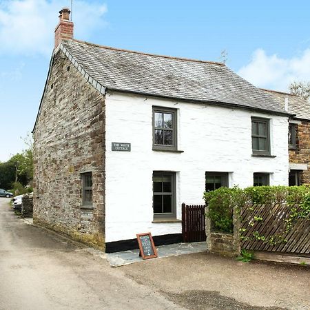 The White Cottage B&B Saint Teath Exterior foto